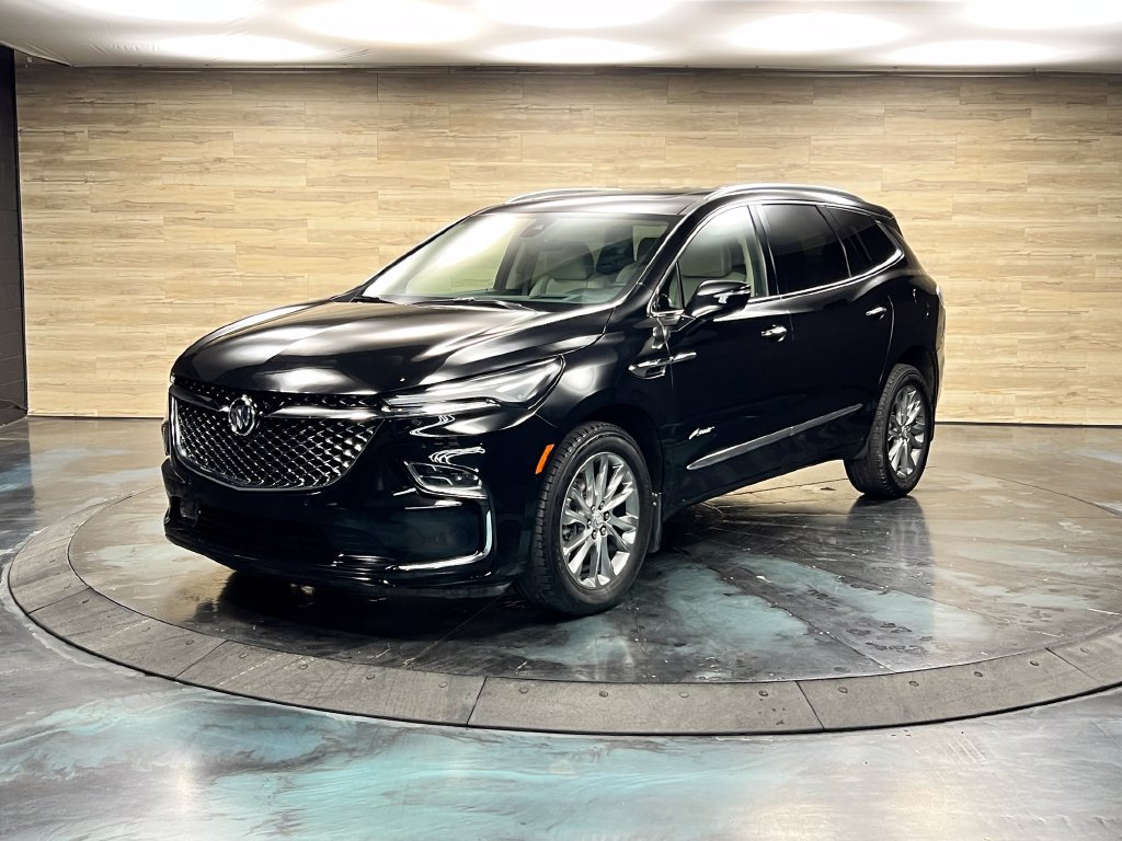 Used 2023 Buick Enclave Avenir w/ Avenir Technology Package AWD/4WD image 5