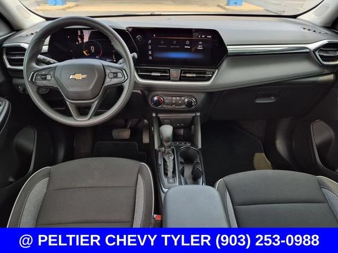 Used 2024 Chevrolet TrailBlazer LS w/ LS Convenience Package FWD image 33