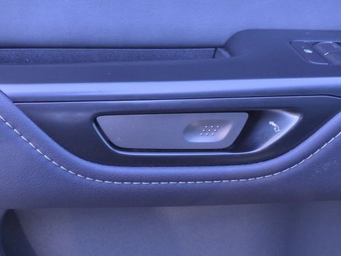 Used 2023 Lexus RZ 450e Premium image 15