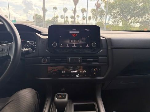 Used 2023 Nissan Pathfinder S FWD image 8
