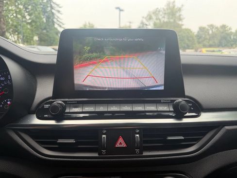 Used 2019 Kia Forte S w/ S Premium Package FWD image 19