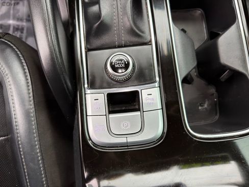 Used 2020 Kia Telluride S w/ S 8 Passenger Seating Package image 26