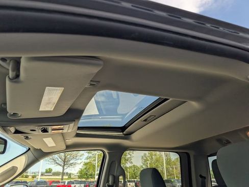 Used 2018 RAM 2500 Big Horn w/ Harvest Edition AWD/4WD image 3
