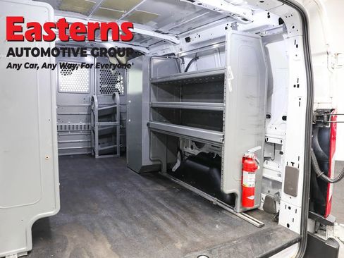 Used 2020 Ford Transit 150 Low Roof RWD image 21