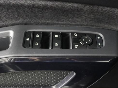 Certified 2025 Nissan Pathfinder SV AWD/4WD image 25