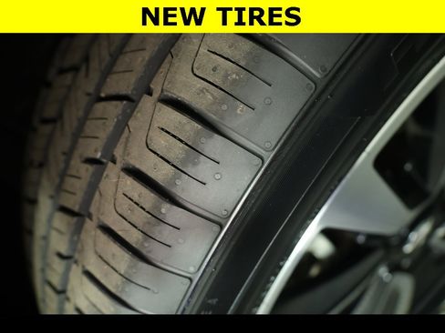 Used 2018 Nissan Rogue SL image 7