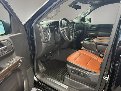 Used 2019 Chevrolet Silverado 1500 LT w/ All-Star Edition AWD/4WD image 13