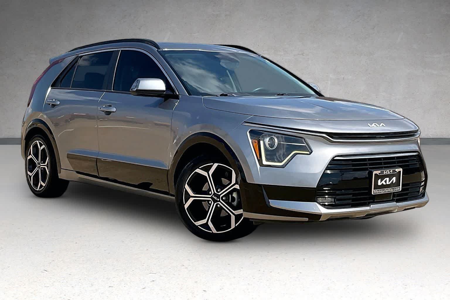Certified 2023 Kia Niro EX Touring FWD image 21