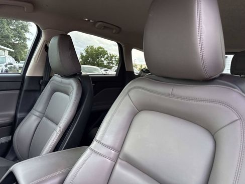Used 2023 Lincoln Corsair FWD image 23