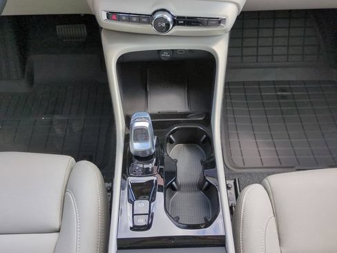 New 2026 Volvo XC40 B5 Plus w/ Protection Package Premier AWD/4WD image 14