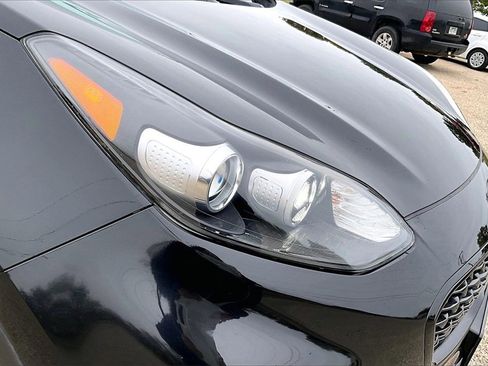 Certified 2022 Kia Sportage Nightfall Edition image 31