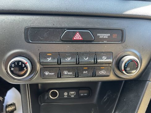 Used 2019 Kia Sportage LX FWD image 24