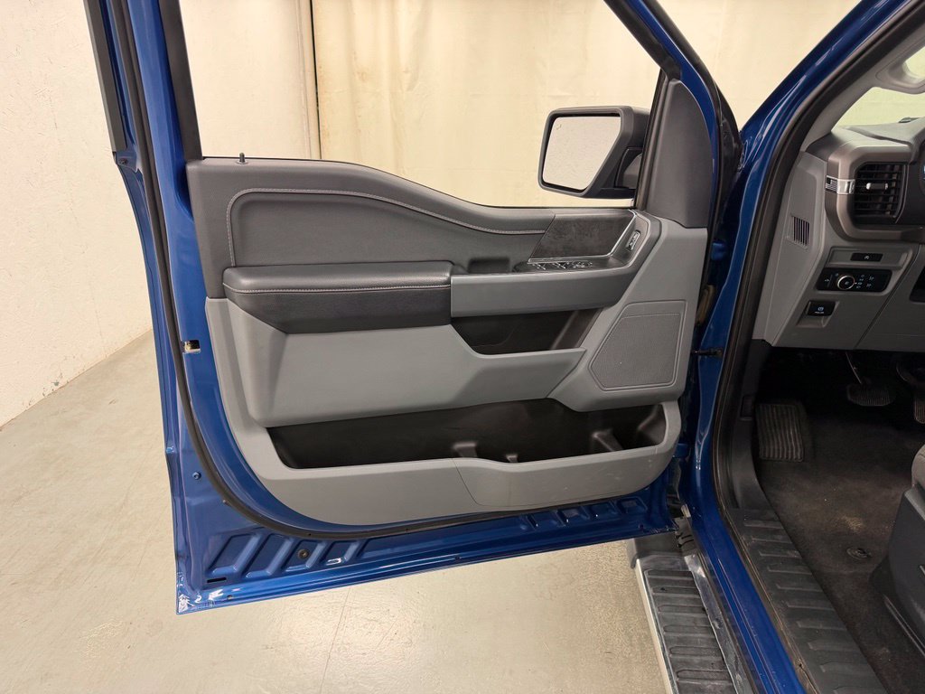 Used 2025 Ford F150 XLT w/ Equipment Group 301A Standard AWD/4WD image 16