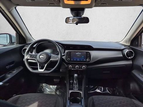 Used 2024 Nissan Kicks SV FWD image 15