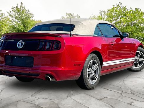 Used 2013 Ford Mustang Premium w/ Comfort Pkg image 13