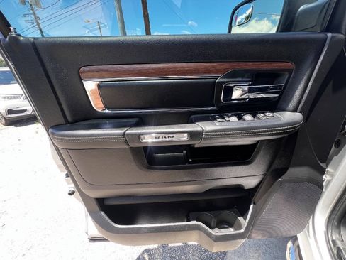 Used 2016 RAM 1500 Laramie w/ Convenience Group RWD image 17