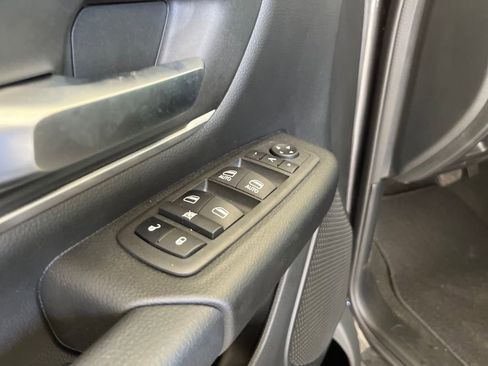 New 2022 RAM 1500 Big Horn image 32