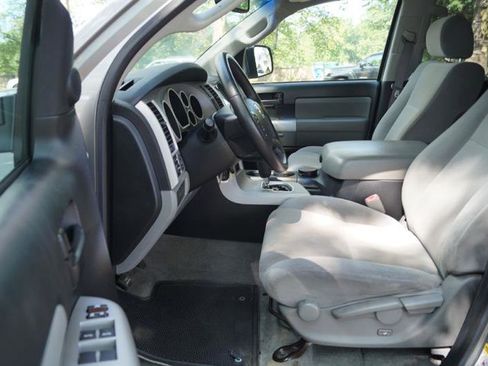 Used 2008 Toyota Sequoia SR5 image 18