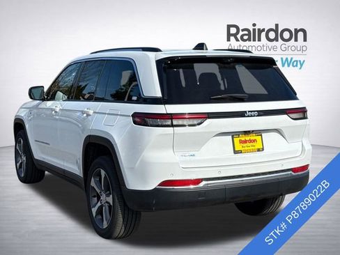 Used 2023 Jeep Grand Cherokee 4WD 4xe w/ Luxury Tech Group II image 4