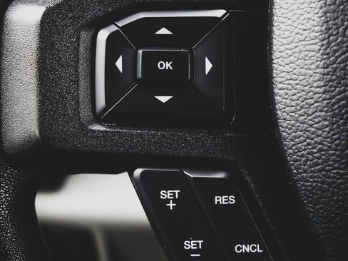 Used 2019 Ford F150 XLT image 8