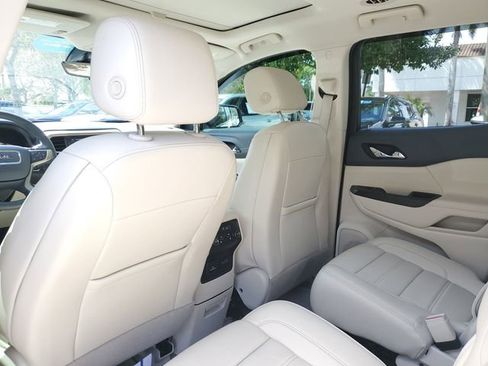 Certified 2023 GMC Acadia Denali w/ Denali Ultimate Package image 12