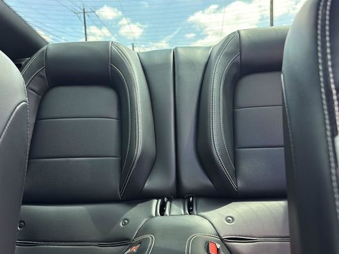 Used 2022 Ford Mustang Shelby GT500 w/ Technology Package image 16