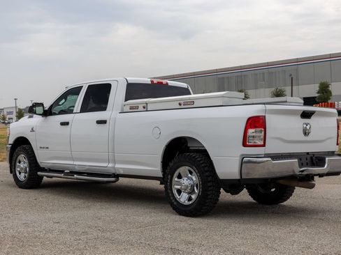Used 2022 RAM 2500 Tradesman w/ Chrome Appearance Group RWD image 5