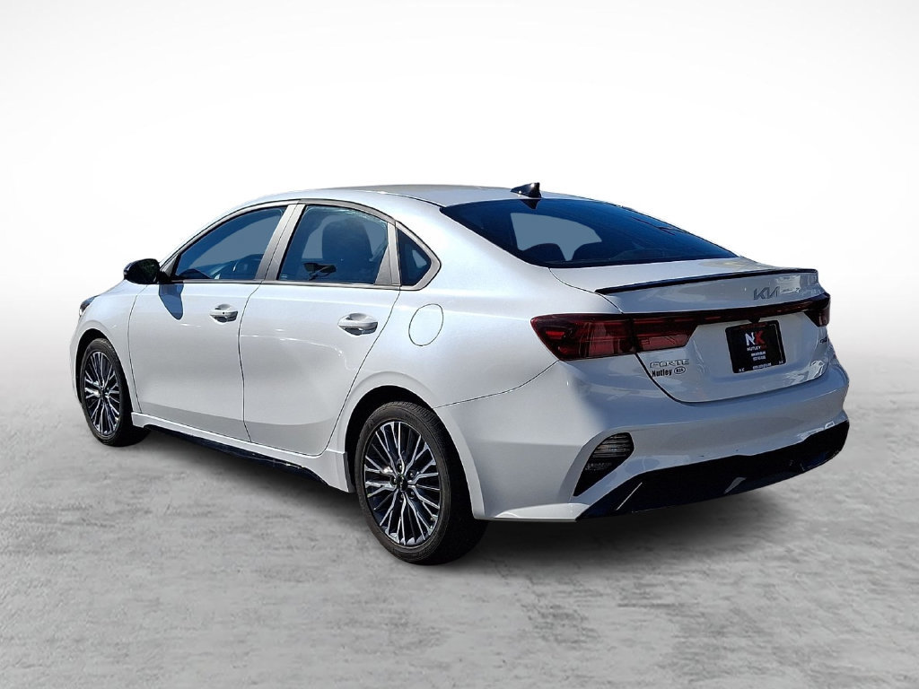 Used 2023 Kia Forte GT-Line w/ GT-Line Premium Package FWD image 4
