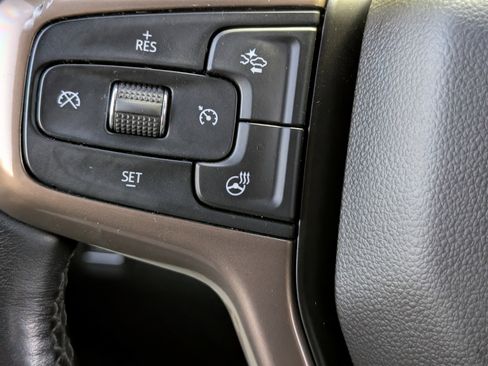 Used 2021 Chevrolet Silverado 2500 High Country w/ Z71 Off-Road Package image 32