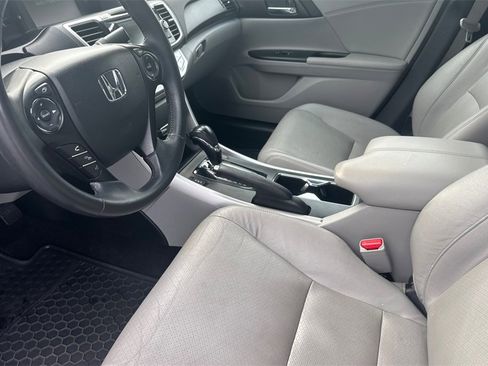 Used 2015 Honda Accord EX-L image 12