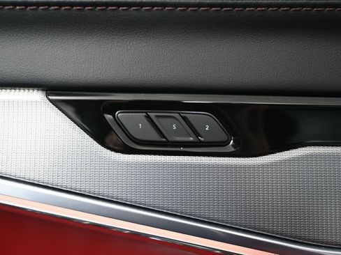 Used 2025 Jeep Wagoneer S Launch Edition image 21