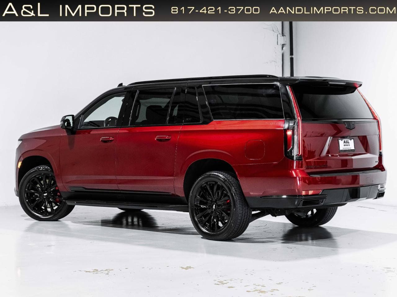 Used 2024 Cadillac Escalade ESV Premium Luxury AWD/4WD image 45