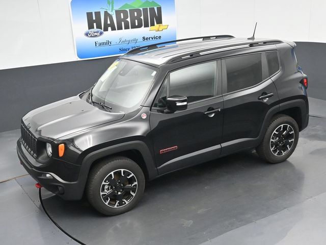 Used 2023 Jeep Renegade Trailhawk AWD/4WD image 21
