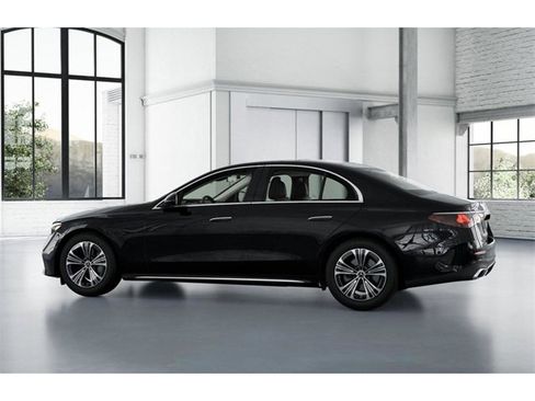 New 2026 Mercedes-Benz E 350 4MATIC Sedan image 32