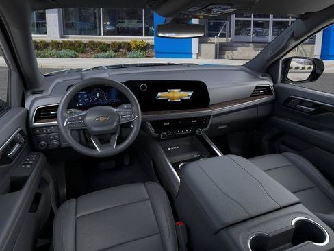 New 2026 Chevrolet Suburban LT w/ Comfort Package RWD image 15
