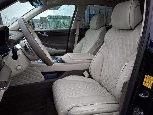 Used 2024 Genesis GV80 3.5T w/ Prestige Package image 13