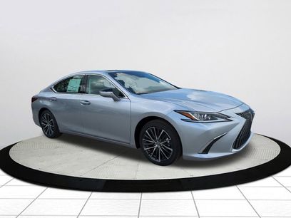 New 2025 Lexus ES 350 w/ Premium Package