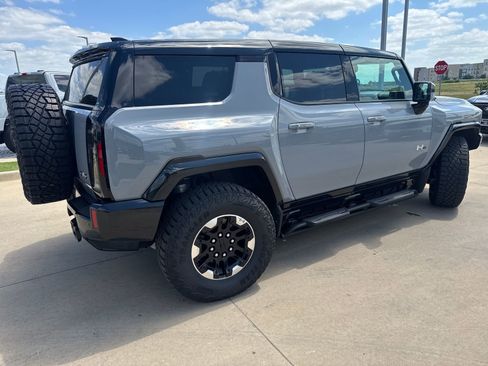 Used 2025 GMC Hummer EV 3X w/ Extreme Off-Road Package AWD/4WD image 5