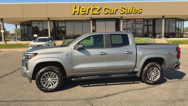 Used 2024 Chevrolet Colorado LT w/ LT Convenience Package III AWD/4WD image 5