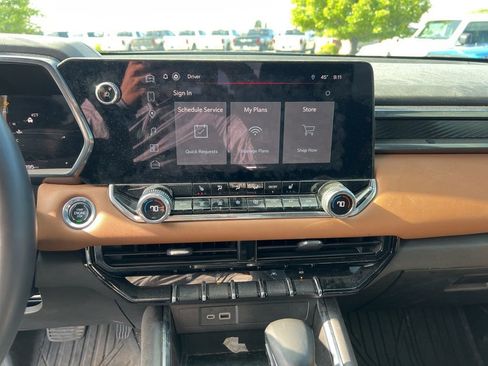 Used 2023 GMC Canyon AT4 AWD/4WD image 13