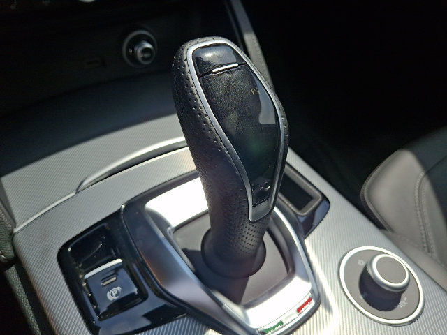 New 2025 Alfa Romeo Stelvio Sprint AWD/4WD image 12