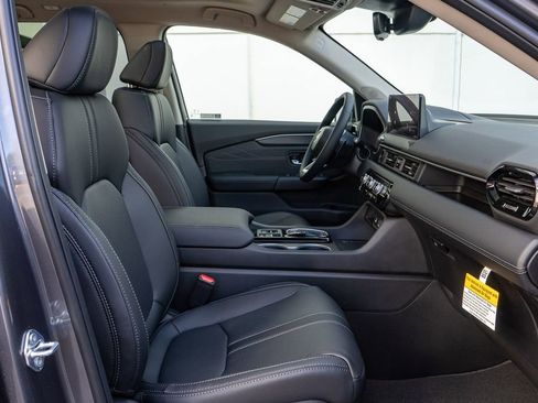 New 2026 Honda Pilot Touring image 17