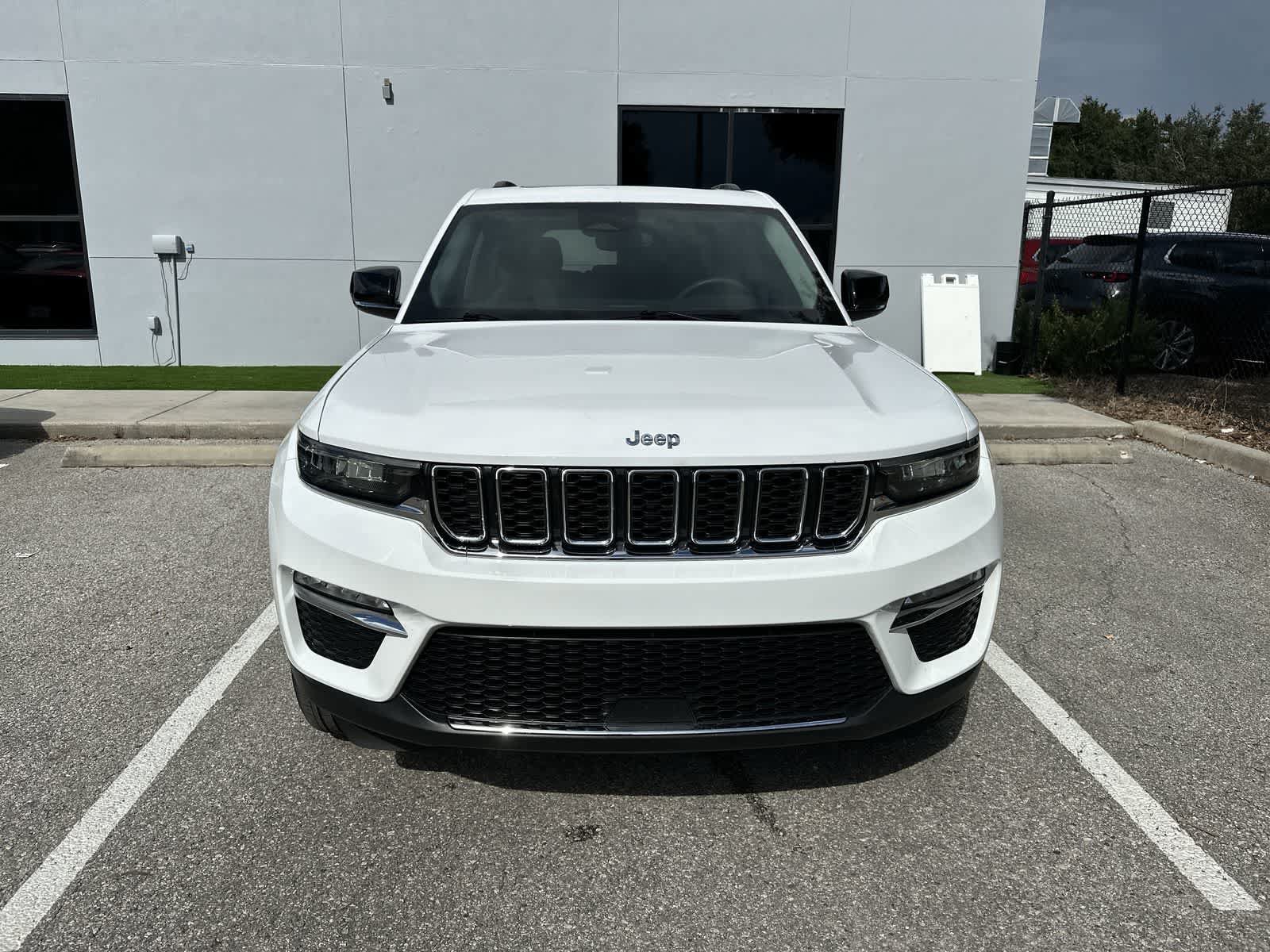 Used 2022 Jeep Grand Cherokee Limited 4xe AWD/4WD image 12