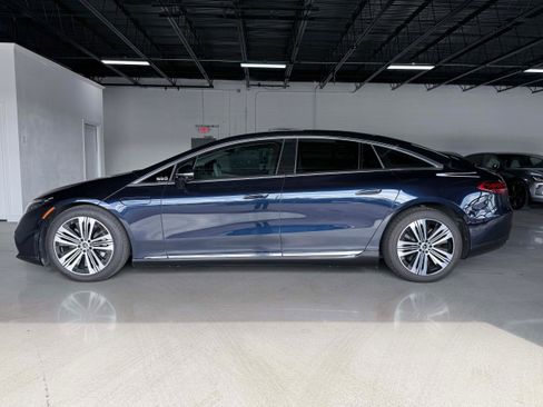 Used 2022 Mercedes-Benz EQS 450+ Sedan image 3