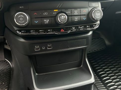 New 2026 Dodge Durango AWD w/ Skid Plate Group image 19