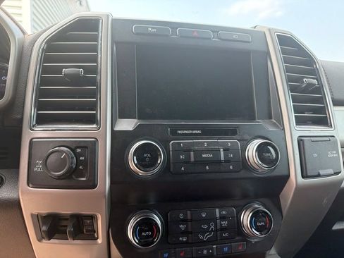 Used 2019 Ford F250 King Ranch w/ King Ranch Ultimate Package AWD/4WD image 12