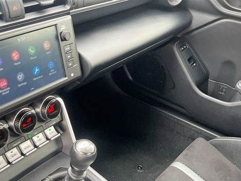 Used 2024 Toyota GR86 Premium image 22
