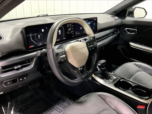 Used 2025 Kia K4 GT-Line w/ GT-Line Sunroof Package FWD image 14