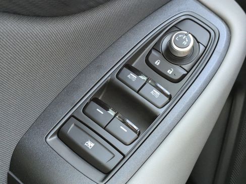 Certified 2025 Subaru Outback Premium image 24