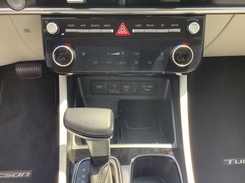 Certified 2025 Hyundai Tucson SEL image 33